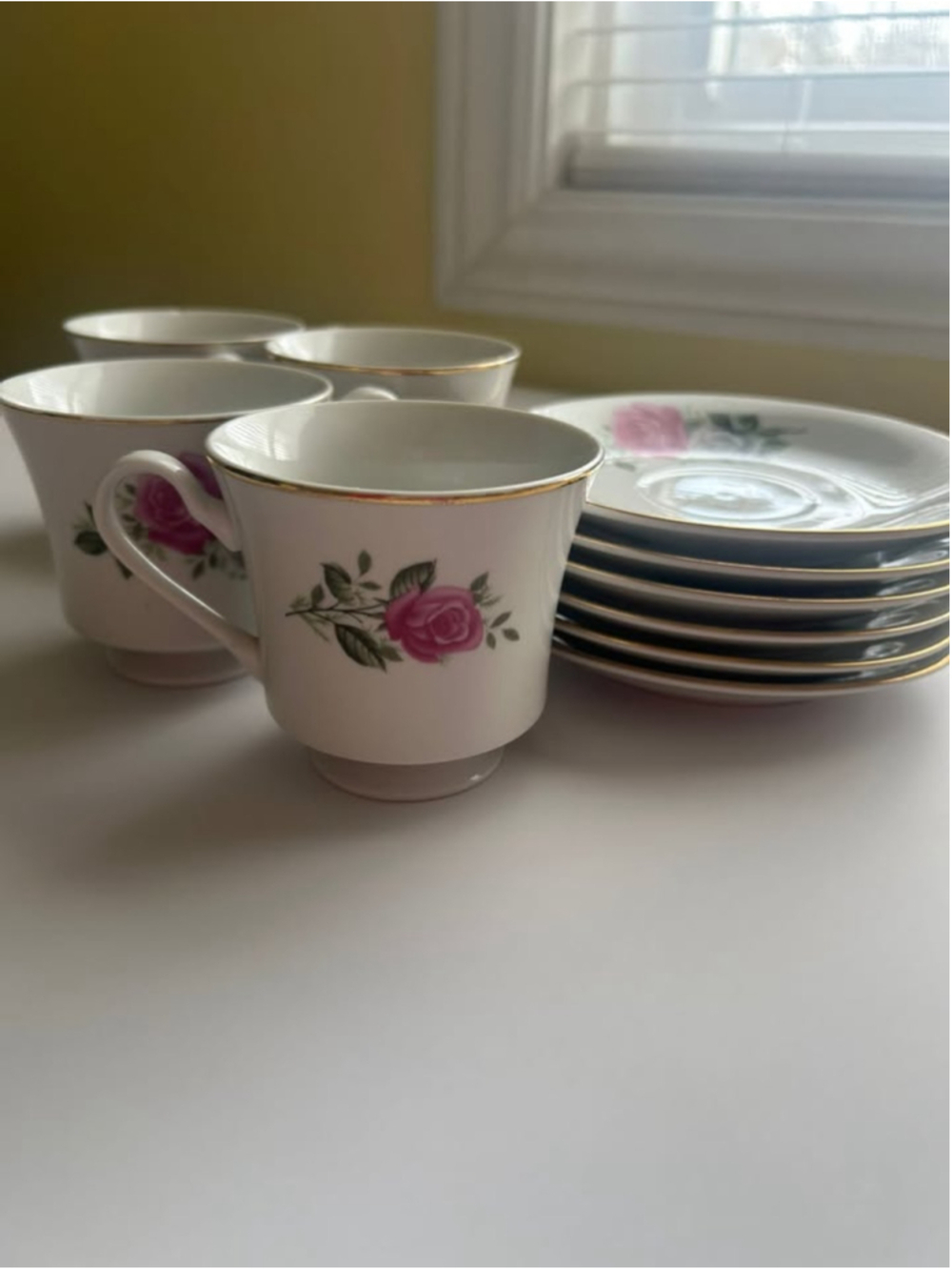 Floral Tea Set – 4 Cups & Saucers + 2 Extra Plates, Tea Party Set Bridgeton